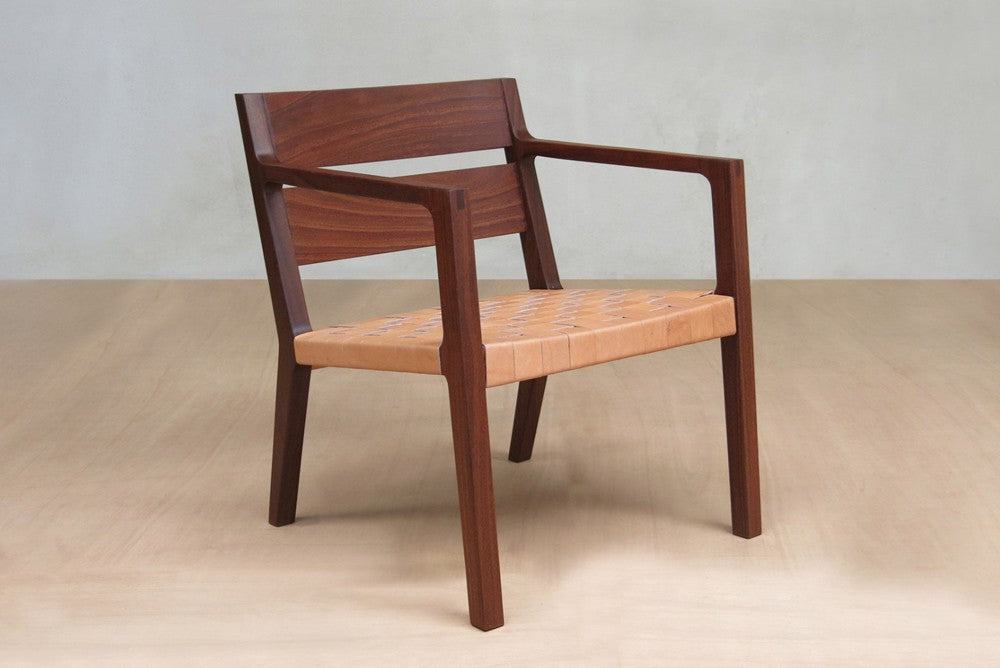 Masaya Managua Arm Chair - Barley Leather And Rosita Walnut