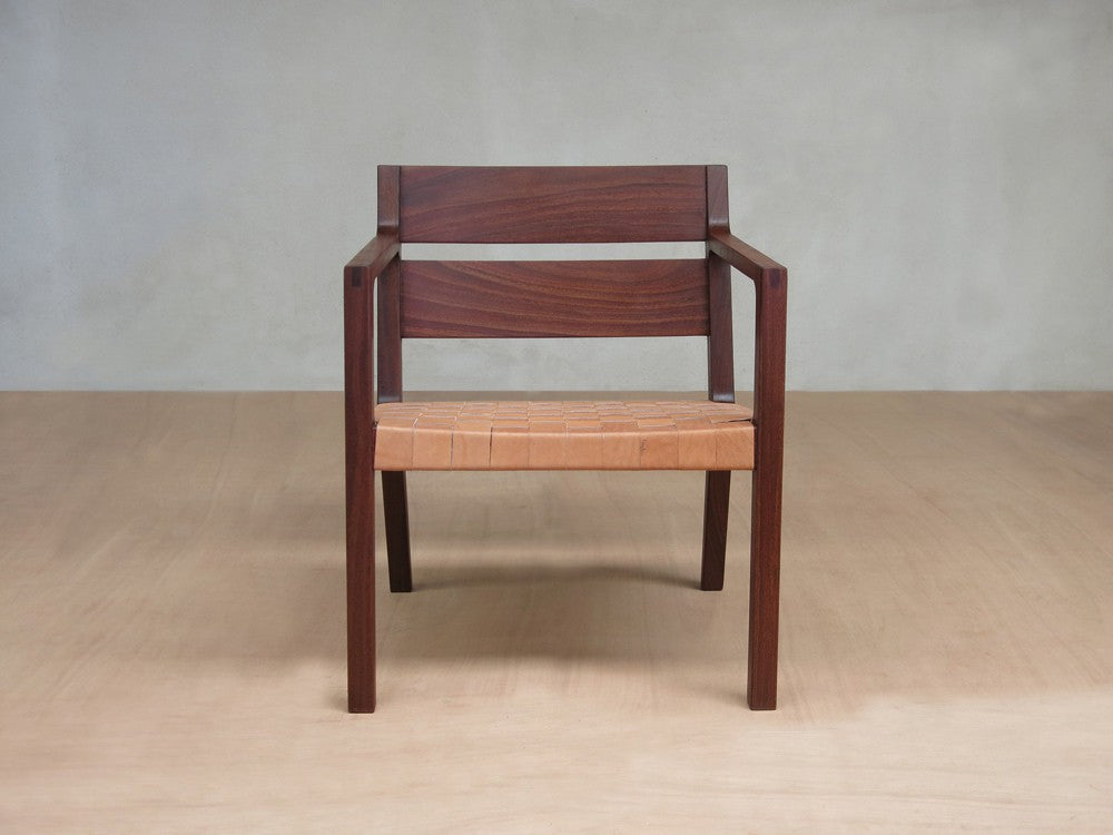 Masaya Managua Arm Chair - Barley Leather And Rosita Walnut