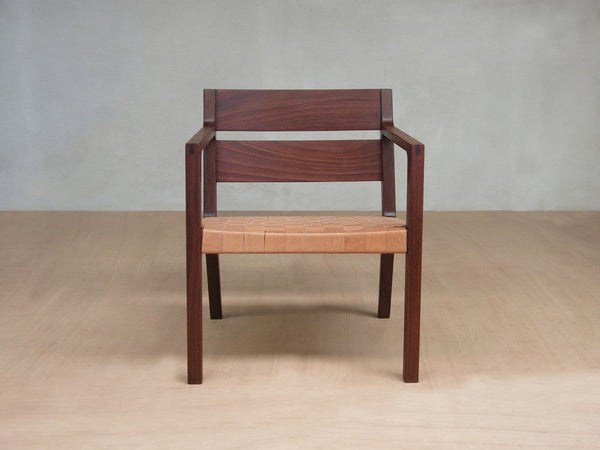 Masaya Managua Arm Chair - Barley Leather And Rosita Walnut