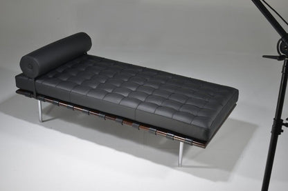 Kube Import Pabellon Day Bed - NB100