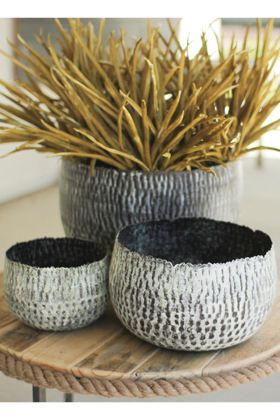 Kalalou Verdigris Finish Metal Planters - Set Of 3 | Modishstore | Outdoor Planters, Troughs & Cachepots