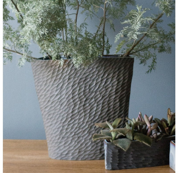 Hagi Tall Bend Vase, 12